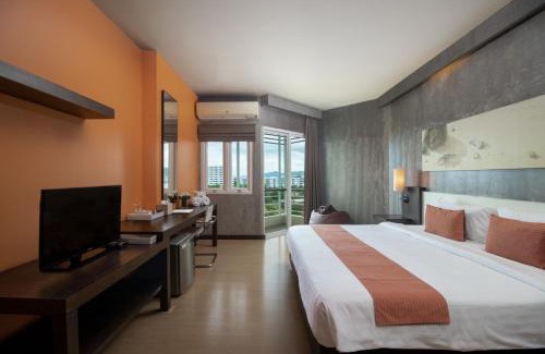 Hua Hin Hotel | Discover Sila at Hua Hin: Oceanfront Retreat with Pool