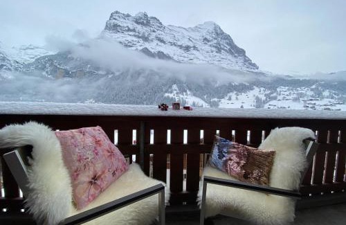 Grindelwald Apartment | Elegant Silberhorn: 4-Star Family-Friendly Retreat