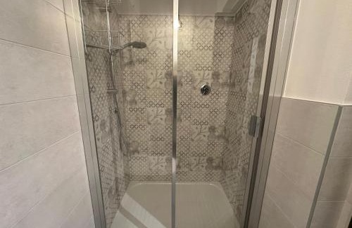 Azzano San Paolo Apartment | Silent Airport Room