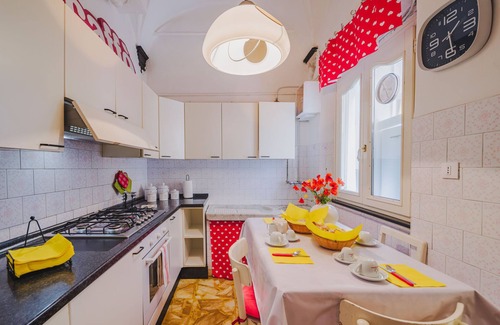 Sestri Levante Apartment | Discover Silent Bay Historical: Oceanfront Retreat Awaits