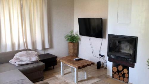 Felsotarkany Apartment | Tranquil Retreat at Silent Home - Perfect for Families