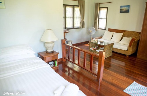 Thong Krut Villa | Discover Silent Palm Samui: Oceanfront Gem with Pool