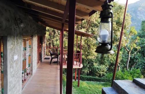 Kaul House | Tranquil Stay at Silent Valley- Alchauna Kumaoni House