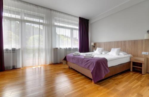 Krynica-Zdroj Resort | Inviting Stay at Silesia Krynica with Pool and Restaurant
