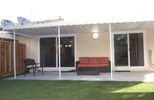 Rex Manor House | Premier Silicon Valley Stays at Casa Tres with Family Amenities