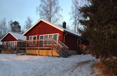 Rattvik House | Enchanting Siljan Utsikt Semesterhus: Family-Friendly Retreat