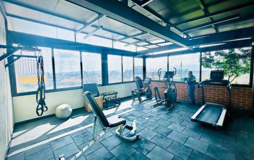 Zona 4 Apartment | Silk Apartment with parking, balcony, gym and terrace in z4