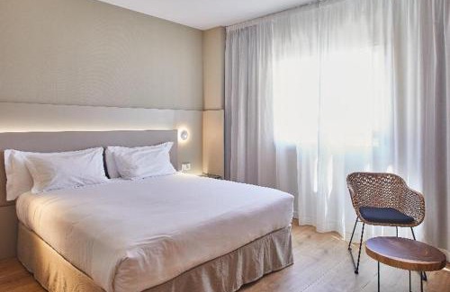 Zaragoza Old Town Hotel | Elegant Stay at Silken Reino de Aragón – Rated 8.7/10