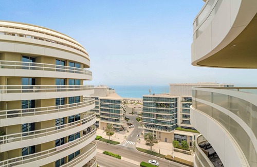 Saadiyat Cultural District Apartment | Silkhaus Sea View 1BDR Stay in Saadiyat Island