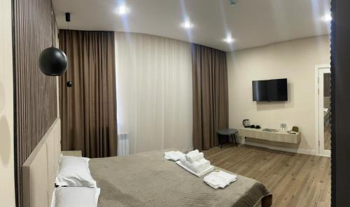 Semipalatinsk Bed & Breakfast | Discover Silkway Deluxe: Family-Friendly with Pool Access
