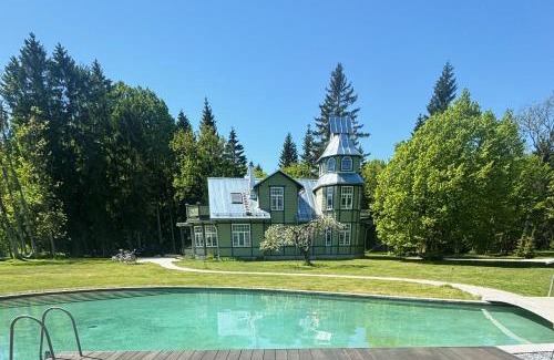 Haapsalu Villa | Silma Retreat Hunting Castle