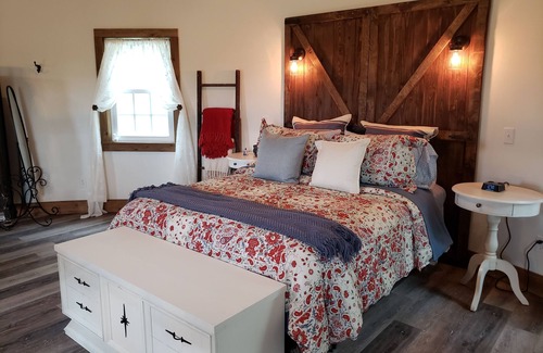 Ste Genevieve Other | Discover Silo Farm Haus in the Heart of Wine Country!