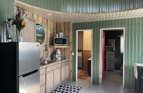 Ralston Cabin | Ocean View Retreat at Silo Llamaste - Rated 10/10!
