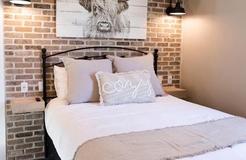 La Verkin House | Cozy Silo Suite 4 - Ideal Base Near Zion National Park