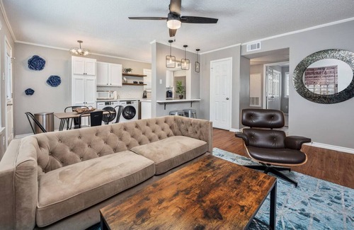 College Station Apartment | Prime Location: Silo Near A&M Campus, Pet Friendly & More