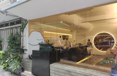 Silom Hostel | Affordable Silom Rainbow Dreamcatcher Hostel with Kitchen