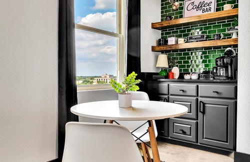 Brazos Condo | Unforgettable Stay at Silos Studio - Rated 10/10 with Amenities