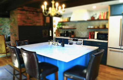Salem Hotel | Discover Silsbee's by Daniels House: Family-Friendly Retreat