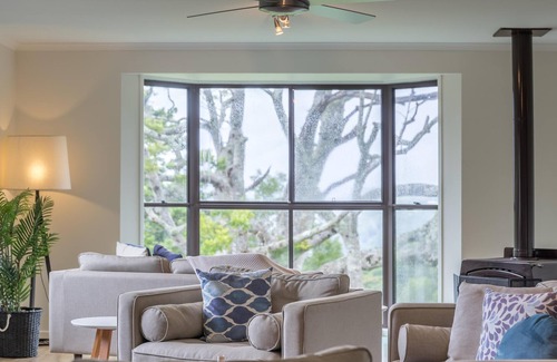 Montville House | Silver Ash Escape - Your Next Getaway to The Rolling Hills of Montville