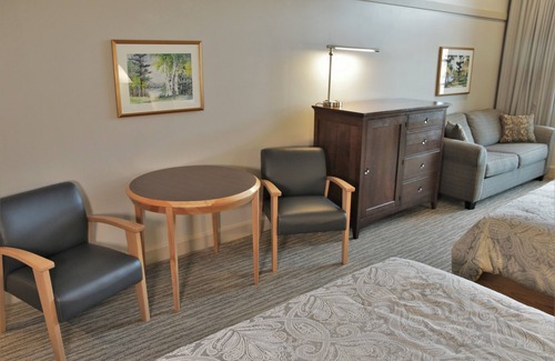 Silver Bay Hotel | Discover Silver Bay YMCA Inn: Accessible & Family-Friendly