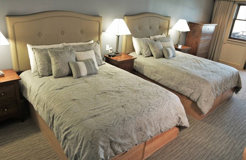 Silver Bay Hotel | Discover Silver Bay YMCA Inn: Accessible & Family-Friendly
