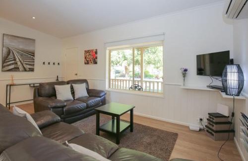 Bright House | Ideal Family Getaway at Silver Birches Holiday Village
