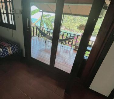 Baan Tai Ski Chalet | Child-Friendly Retreat in Silver Cliff Room 3