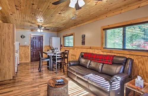 Beattyville Cabin | Silver Creek Cabin: Family-Friendly Retreat Near Hiking Trails