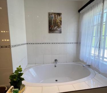Mbabane House | Inviting Homestays in Mbabane with Pool & Breakfast Included