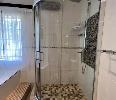 Mbabane House | Inviting Homestays in Mbabane with Pool & Breakfast Included