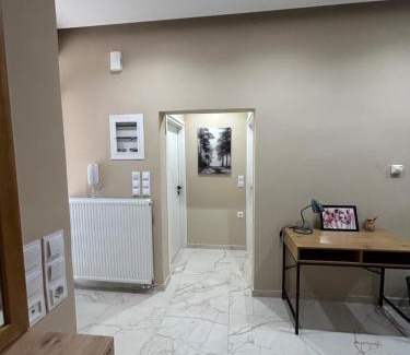 Asimi House | Silver House: Pet-Friendly Retreat with High Guest Ratings