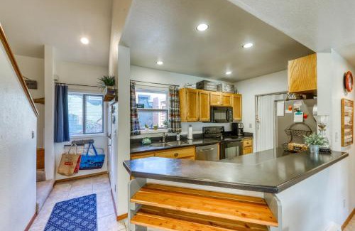 Purgatory Apartment | Discover Silverpick: Family-Friendly Hotel with Hot Tub