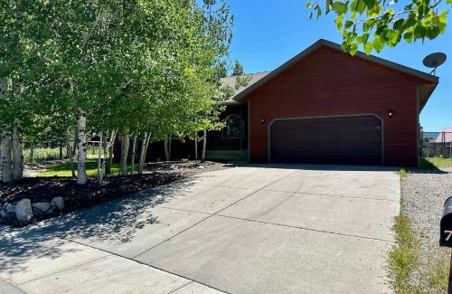 Driggs House | Silverstar: Family-Friendly Retreat for Pet Lovers