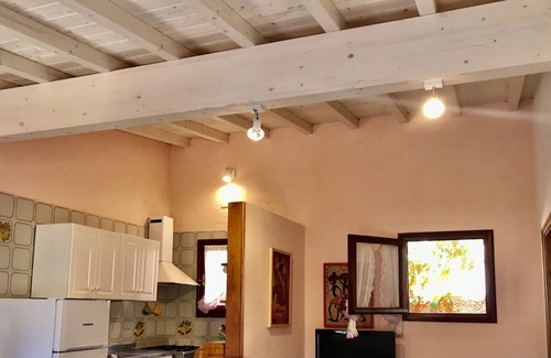 Madonna delle Grazie Villa | Silvia B: Family-Friendly Stay with Kitchen & Breakfast
