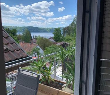 Ueberlingen Apartment | Oceanfront Retreat at Silvias Ferienwohnung – Rated 9/10