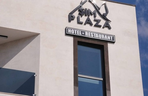 Vagharshapat Hotel | Sim plaza
