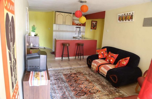 Ngong Bed & Breakfast | Budget-Friendly Simani Guest House with Breakfast & Kitchen