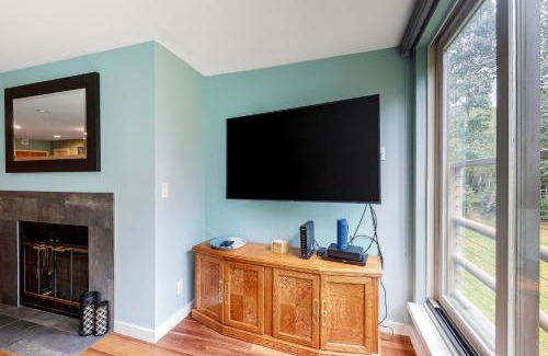 Vail Apartment | Experience Simba Run: Family-Friendly Retreat with Pools
