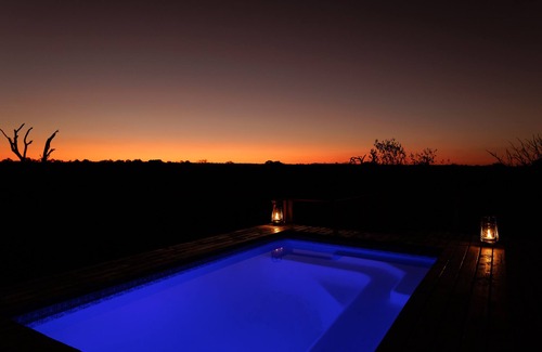 Thorny Bush Game Reserve Cottage | Experience Nature at Simbavati Mvubu with Pool & Breakfast
