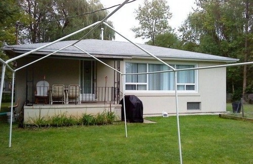 Georgina Cottage | Top-Rated Simcoe Georgina Family Cottage with Lake View