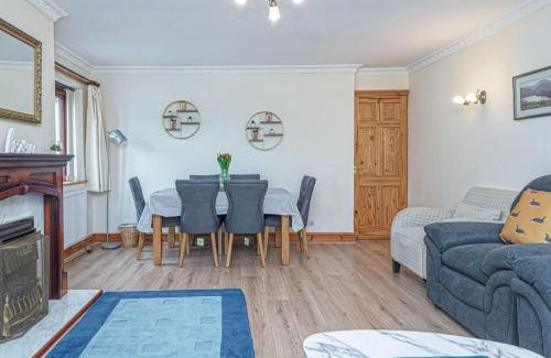 Beaumaris House | Child-Friendly Retreat at Simdde Wen - Guest Rated 10/10