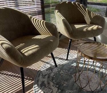 Earnewald Bed & Breakfast | Welcoming Bed and Breakfast in Simmerwille for Families