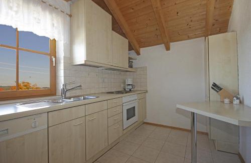 Oy Apartment | Family-Friendly Retreat at Simone - Rated 9/10 by Guests