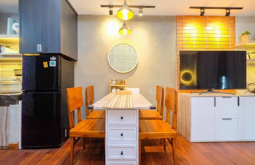 Mampang Prapatan Apartment | Cozy Studio Apartment at Nine Residence with Pool & Breakfast