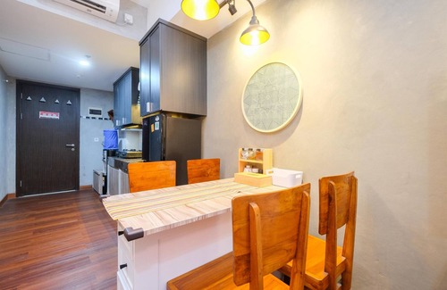 Mampang Prapatan Apartment | Cozy Studio Apartment at Nine Residence with Pool & Breakfast
