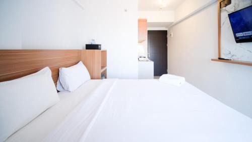 Sidoarjo Apartment | Cozy Studio Apartment at Suncity Residence By Travelio