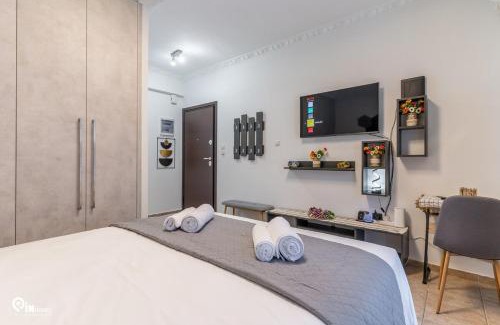 Kolokinthou Apartment | 'Simple and Comfy' Amazing House