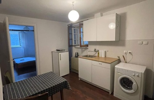 Dorcol Apartment | Cozy City Center Flat with Breakfast and Perfect Score