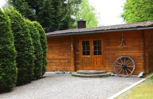 Hatzfeld Cabin | Elegant Hut with Pool and Breakfast - Guest Rated 10/10