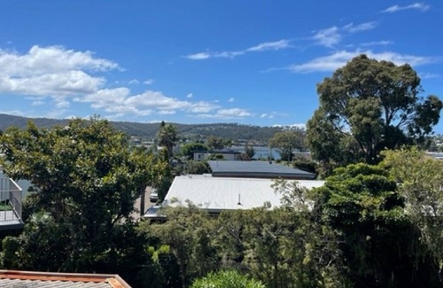Merimbula Apartment | Beachfront Retreat: Clean Unit with Ocean View & Pool
